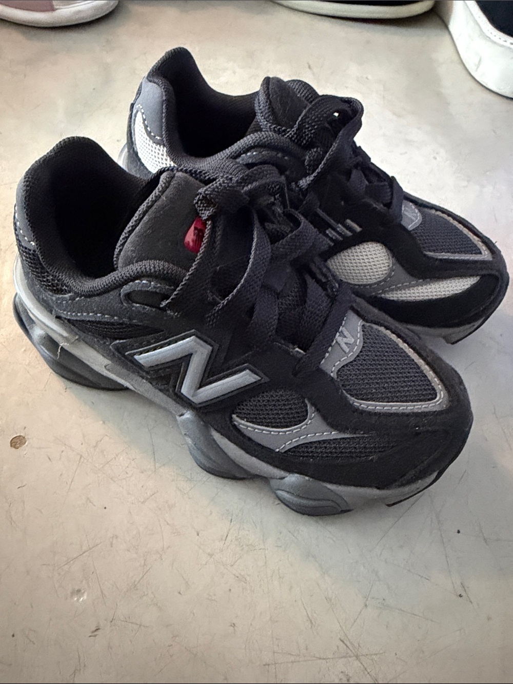 New Balance 9060 Kids' Black and Gray Athletic Sneakers worn once size us 11.5
